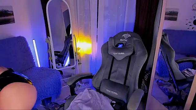 MissClairDeLune online show from 02-22-25, 05:02