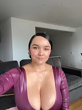 Nova Gabriela online show from 09-30-25, 03:17