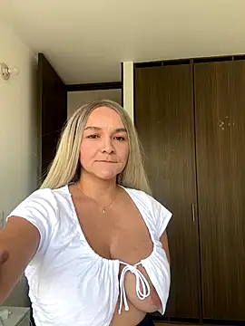 Nova Gabriela online show from 12-21-25, 02:02