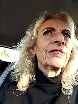 clarabell4 online show from 11-11-25, 08:25