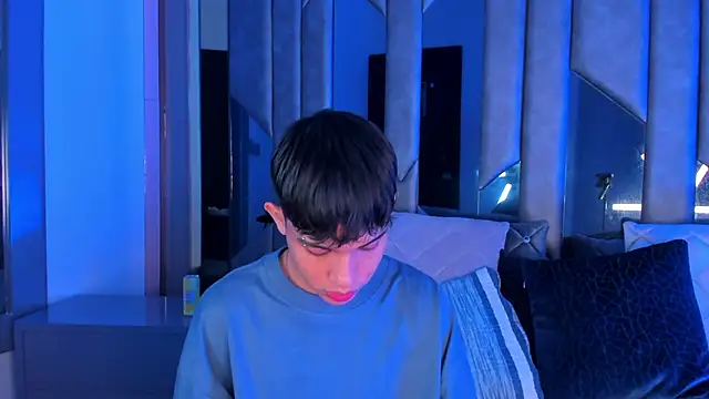 Sebax Young online show from 09-08-25, 08:41