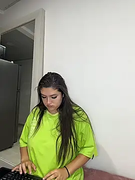 Snapshot of nicolexxaleja chatting on 07-01-26, 04:25 nicolexxaleja online show from 07-01-26, 04:25