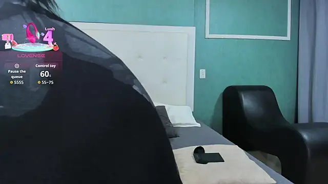 ania gomez online show from 11-13-25, 09:58