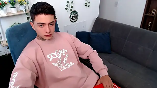 santii ss online show from 03-11-26, 03:18