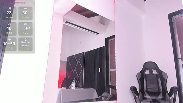 hot boy 04 online show from 10-22-25, 01:55