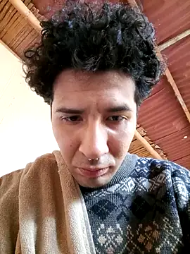 Snapshot of LecheDeSoya666 chatting on 09-28-25, 08:25 LecheDeSoya666 online show from 09-28-25, 08:25