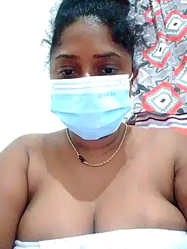 Snapshot of boosypussy chatting on 06-04-26, 11:05 boosypussy online show from 06-04-26, 11:05
