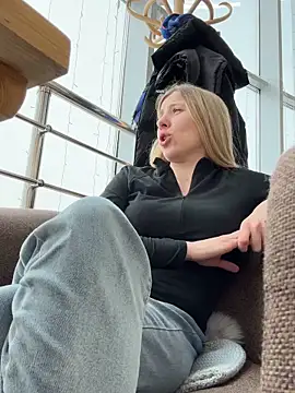 VintageBlue online show from 03-04-26, 06:52