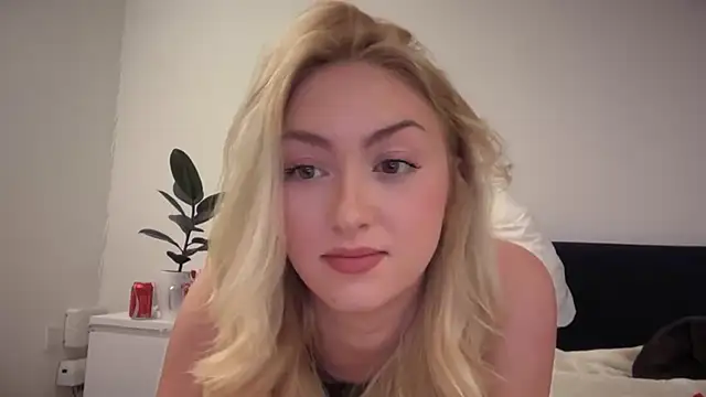 Kitty Swetty online show from 03-10-26, 09:31