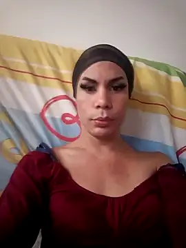 Snapshot of Daliana_Gounbolt chatting on 11-15-25, 12:02 Daliana Gounbolt online show from 11-15-25, 12:02