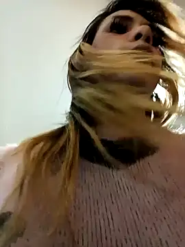 Snapshot of Daliana_Gounbolt chatting on 01-08-26, 11:56 Daliana Gounbolt online show from 01-08-26, 11:56