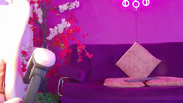Snapshot of Daliana_Gounbolt chatting on 06-24-26, 01:43 Daliana Gounbolt online show from 06-24-26, 01:43