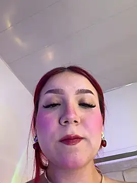 Snapshot of Mia_Juicyberry chatting on 03-04-26, 12:38 Mia Juicyberry online show from 03-04-26, 12:38