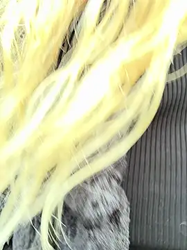 Bikergirl 97 online show from 10-18-25, 01:23