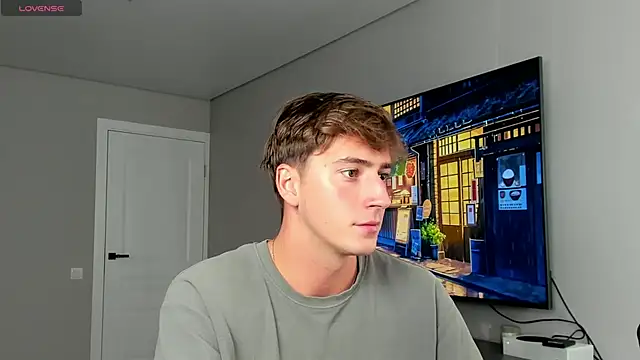 Snapshot of DaniHort chatting on 09-11-25, 08:36 DaniHort online show from 09-11-25, 08:36