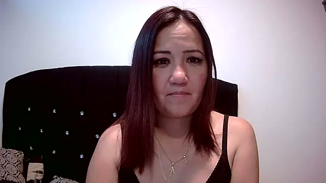 Snapshot of Gabrielajewel_ chatting on 11-23-25, 11:43 Gabrielajewel online show from 11-23-25, 11:43