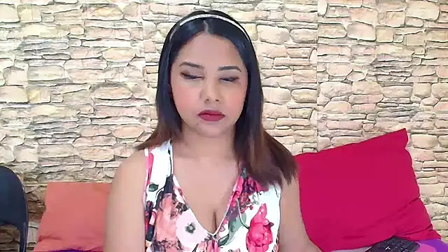 Snapshot of IndiaSexyStripper4u chatting on 12-03-25, 04:42 IndiaSexyStripper4u online show from 12-03-25, 04:42
