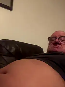 mke1874 online show from 12-18-25, 08:42