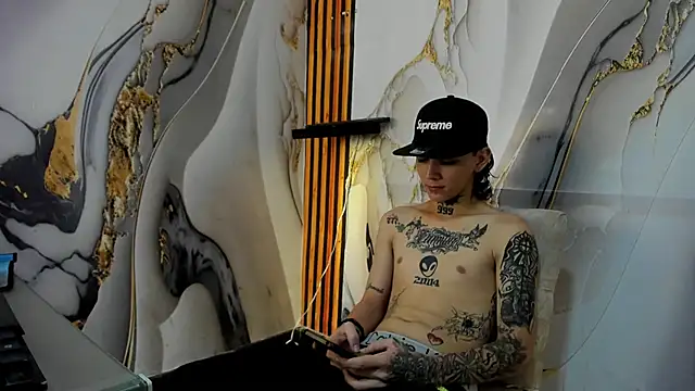 StraightBoy Nick online show from 02-26-26, 08:02