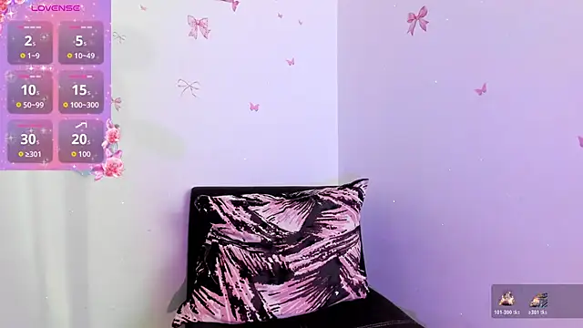 Snapshot of MarilynDupont chatting on 12-05-25, 03:04 MarilynDupont online show from 12-05-25, 03:04