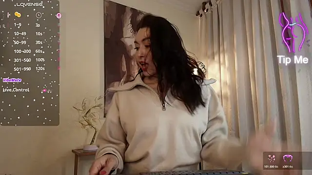 Snapshot of siren_indira_ chatting on 04-26-26, 06:49 siren indira online show from 04-26-26, 06:49