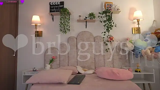 violeth     online show from 03-27-26, 01:00