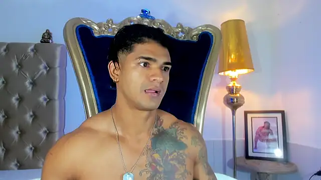 antonio  444 online show from 10-01-25, 10:21