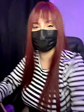 Snapshot of Anonnymsk chatting on 11-27-25, 04:25 Anonnymsk online show from 11-27-25, 04:25