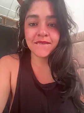 Snapshot of EmilyNoir1 chatting on 06-14-26, 03:47 EmilyNoir1 online show from 06-14-26, 03:47