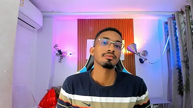 Darwin mayo online show from 10-04-25, 05:22