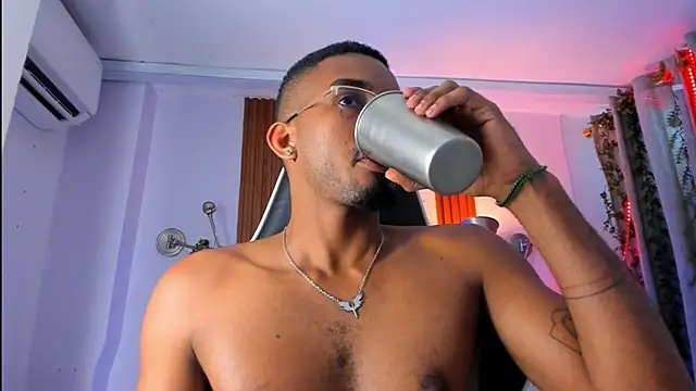 Darwin mayo online show from 02-06-26, 05:49