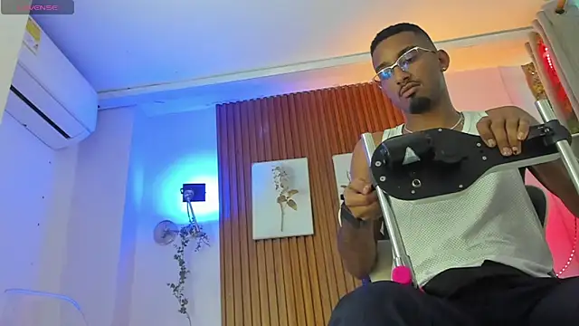 Darwin mayo online show from 02-25-26, 05:22