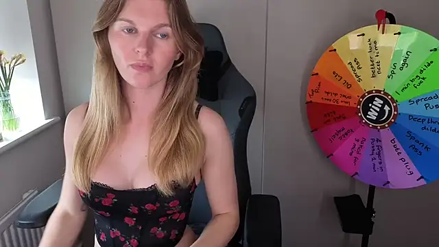 Lilly-Luscious online show from 04-14-26, 02:12