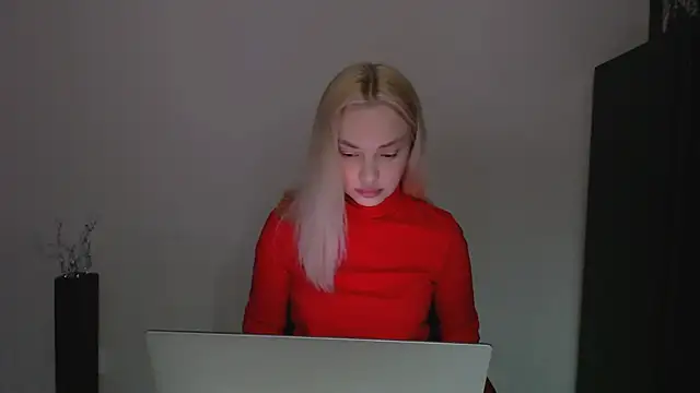 Lia noo regrets online show from 04-16-26, 05:14