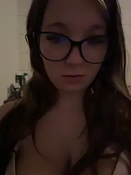 SweetTeenGirl online show from 11-15-25, 03:19