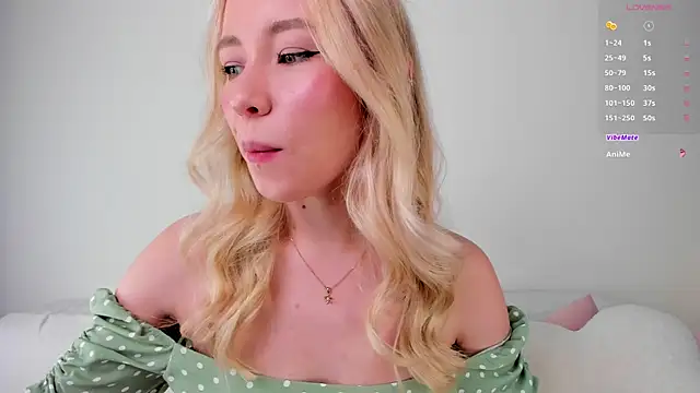 Snapshot of DanaCandy chatting on 07-10-26, 11:29 DanaCandy online show from 07-10-26, 11:29