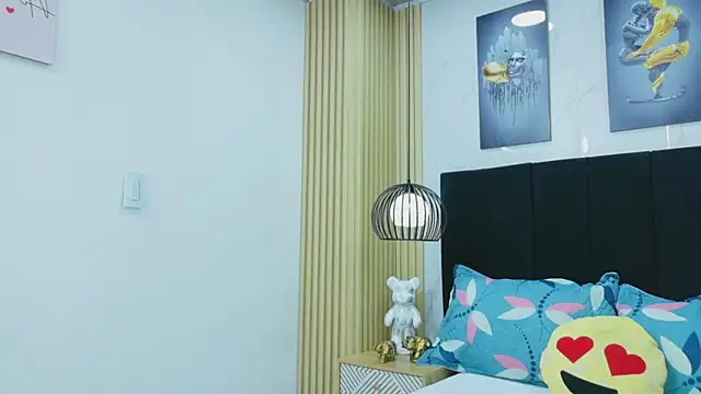 Snapshot of MySugarmoomy chatting on 07-17-26, 02:29 MySugarmoomy online show from 07-17-26, 02:29