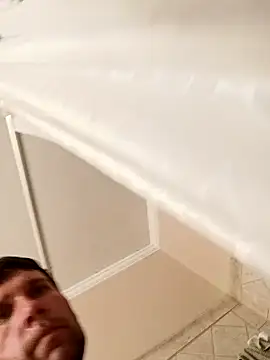 Snapshot of discrCs chatting on 02-19-26, 05:03 discrCs online show from 02-19-26, 05:03