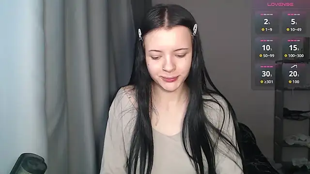 Snapshot of EvaXanny chatting on 04-28-26, 04:39 EvaXanny online show from 04-28-26, 04:39