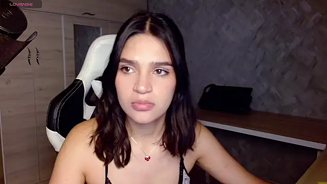 Roxxi 2110 online show from 03-04-26, 07:47