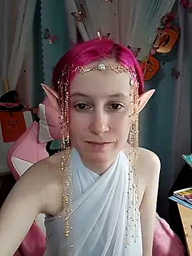 Snapshot of Fuzzy_Unicorn chatting on 10-24-25, 07:21 Fuzzy Unicorn online show from 10-24-25, 07:21