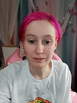 Snapshot of Fuzzy_Unicorn chatting on 11-24-25, 07:35 Fuzzy Unicorn online show from 11-24-25, 07:35