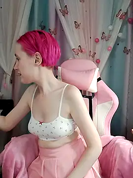 Snapshot of Fuzzy_Unicorn chatting on 12-05-25, 07:43 Fuzzy Unicorn online show from 12-05-25, 07:43