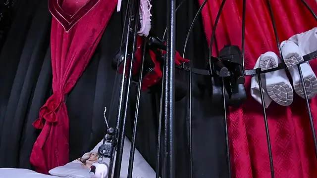 LiliThara online show from 02-24-26, 10:35