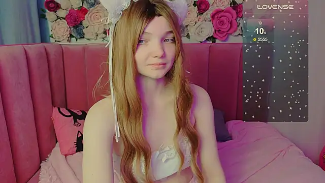 Snapshot of AnimeAlica18 chatting on 11-08-25, 02:34 AnimeAlica18 online show from 11-08-25, 02:34