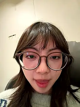 xuannv0000 online show from 01-09-26, 07:48