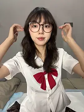 xuannv0000 online show from 03-26-26, 05:07