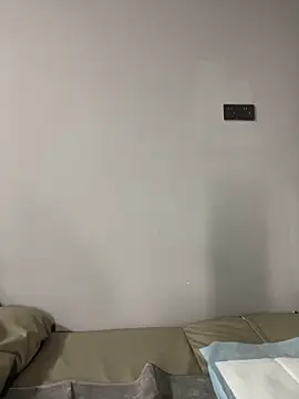 xuannv0000 online show from 03-28-26, 03:44