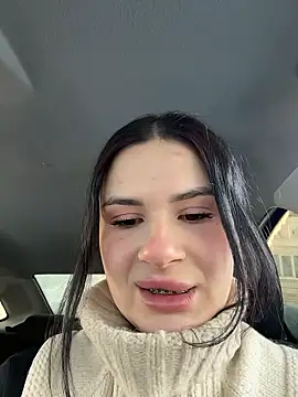 Snapshot of MiraReach chatting on 01-11-26, 04:39 MiraReach online show from 01-11-26, 04:39