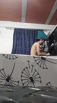 Snapshot of jean--98 chatting on 11-15-25, 12:02 jean--98 online show from 11-15-25, 12:02